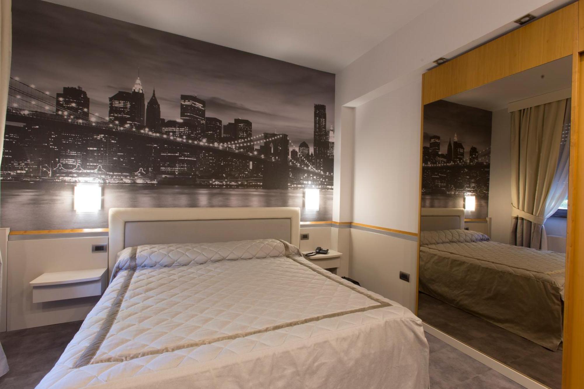 Hotel City Legnano Esterno foto