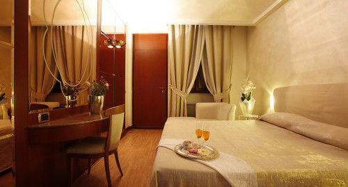 Hotel City Legnano Esterno foto